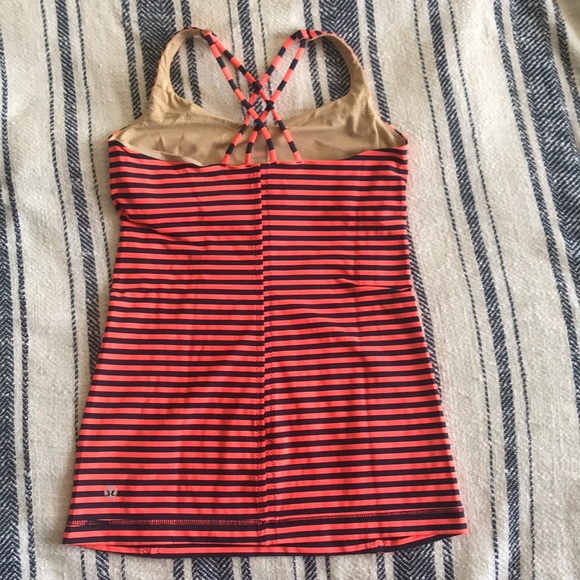 Lululemon Free to Be Top - Picture 4 of 8